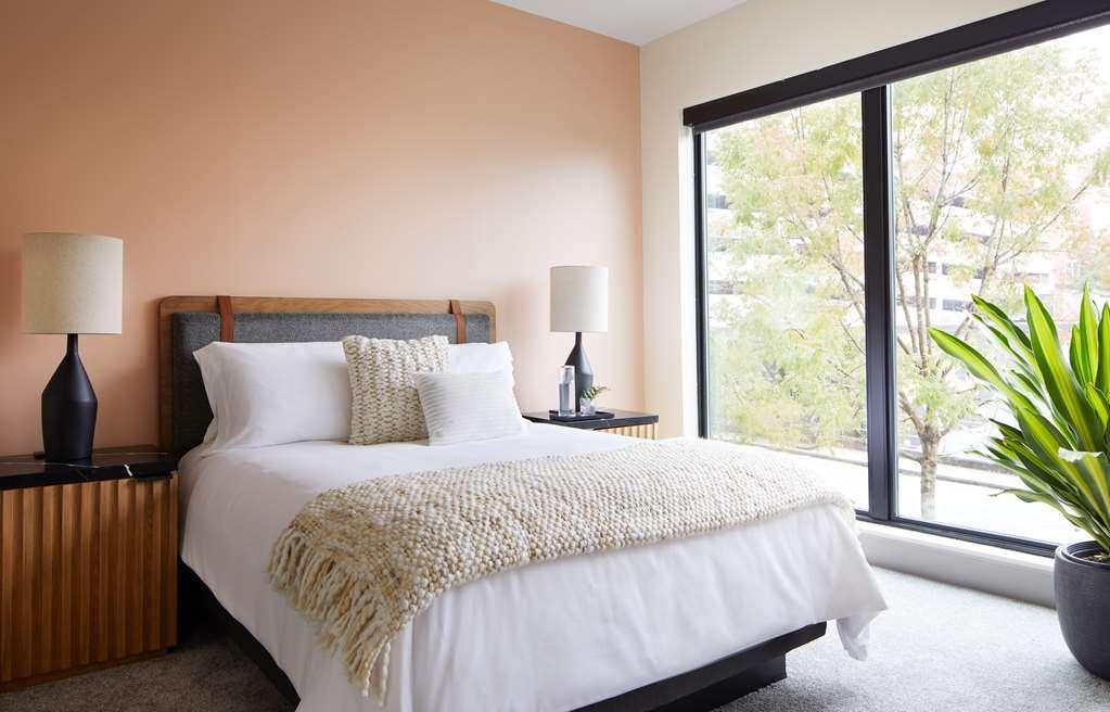 Sentral West Midtown At Star Metals Hotel Atlanta Room photo